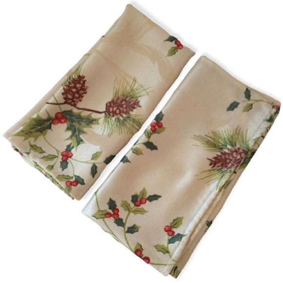 St Nicholas Square Christmas Napkin Cloth Fabric Set of 2 Winter Pine Branches. - Picture 12 of 16